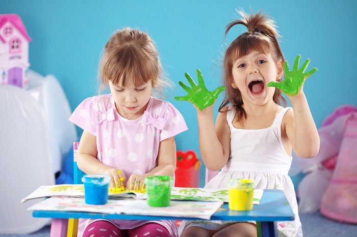 Как ребенка научить различать цвета