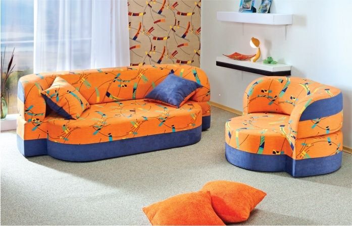 Диван – идеальная мебель для детской комнаты