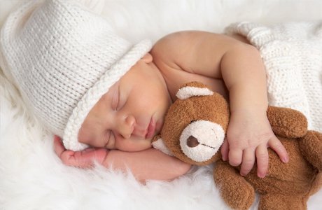 Сколько должен спать новорожденный