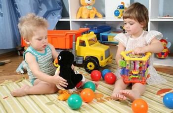 Как выбрать игрушку для ребенка