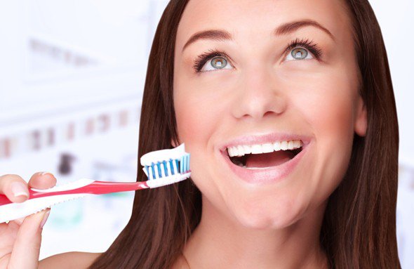 Вредна ли отбеливающая зубная паста?