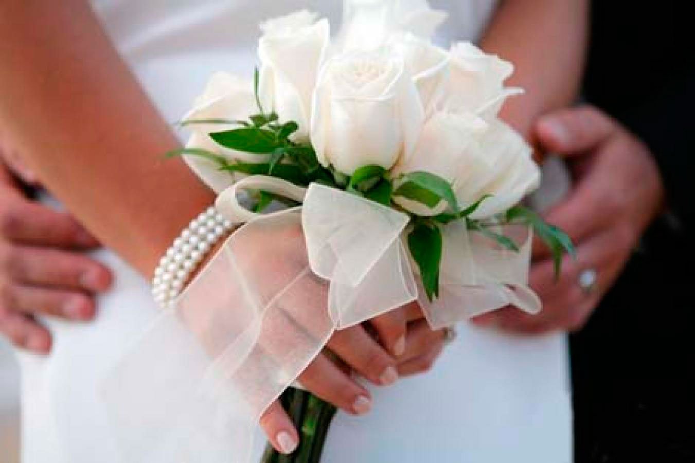 Свадебный букет из роз – идеальное решение для торжества